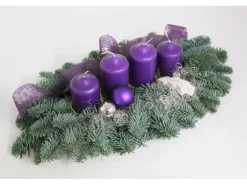 Adventsgesteck mit 4 Kerze 45 cm Violett