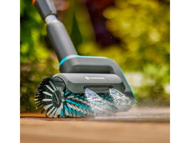 Gardena Akku-Multi-Reiniger AquaBrush Patio 03/18V P4A Solo
