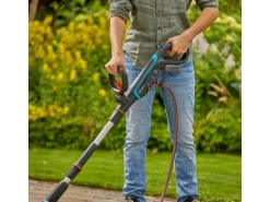 Gardena Akku-Multi-Reiniger AquaBrush Compact 03/18V Power For All Solo