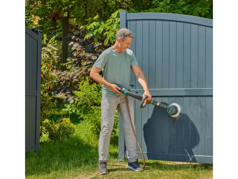 Gardena Akku-Multi-Reiniger AquaBrush Patio 03/18V Power For All inkl. Akku