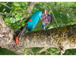 Gardena Elektro-Teleskopsäge TCS 720/20