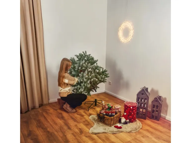 Künstlicher Weihnachtsbaum Tannenbaum Blavand 150 cm Kunsttanne mit Schnee