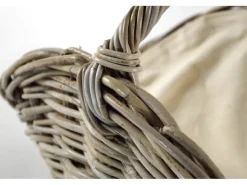 Kobolo Kaminholzkorb Kubu grey aus Rattan mit Henkel und Leinen