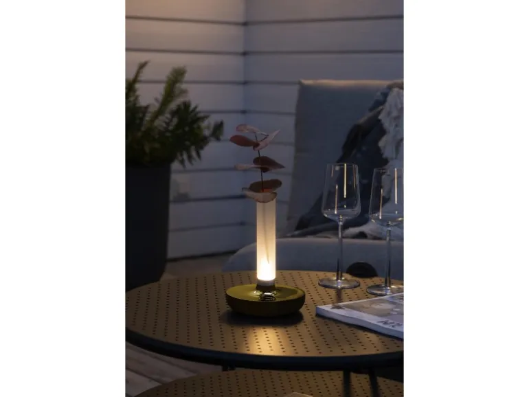Konstsmide LED-Akku-Vase Biarritz Gold ø 13,5 cm x 20,5 cm