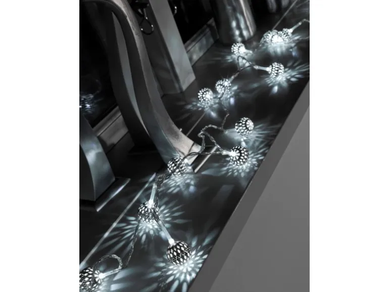 Konstsmide LED-Batterie-Lichterkette 10 Metall-Bälle Kaltweiß