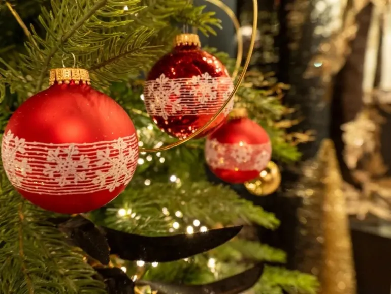 Krebs Glas Lauscha GmbH Christbaumkugeln Weihnachtskugeln Glas Ø 7 cm 4 Stück rot