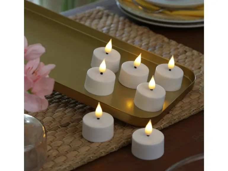 Marelida LED Teelichter 4 Stück Mit Ladestation USB Wiederaufladbar D 4cm Flackernd Weiß