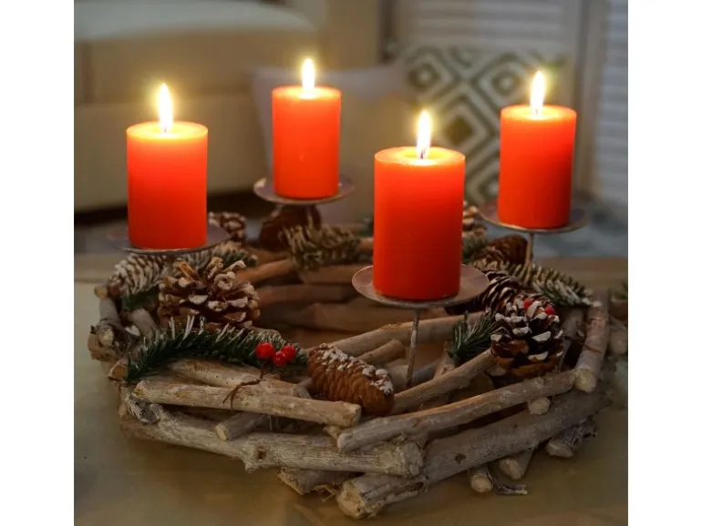 MCW Adventskranz Rund Holz Ø 35cm mit Kerzen Rot