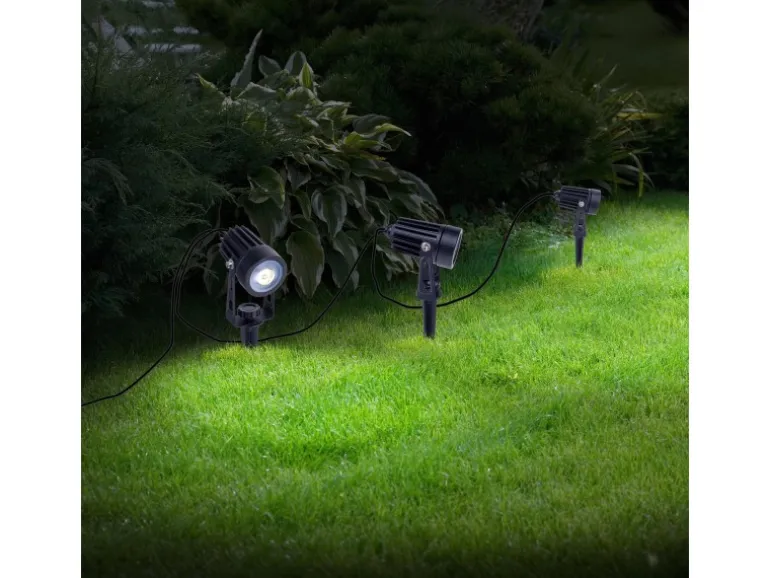 Näve LED-Solarspots Spoti mit Erdspieß Schwarz Ø 4,1 cm x 9 cm 3er-Set
