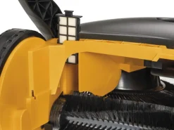 Stiga Kehrmaschine SWP 577 mit 77 cm Reinigungsbreite